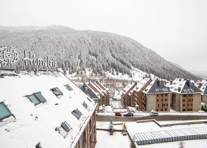 Mim Baqueira Member Of Melia Collection